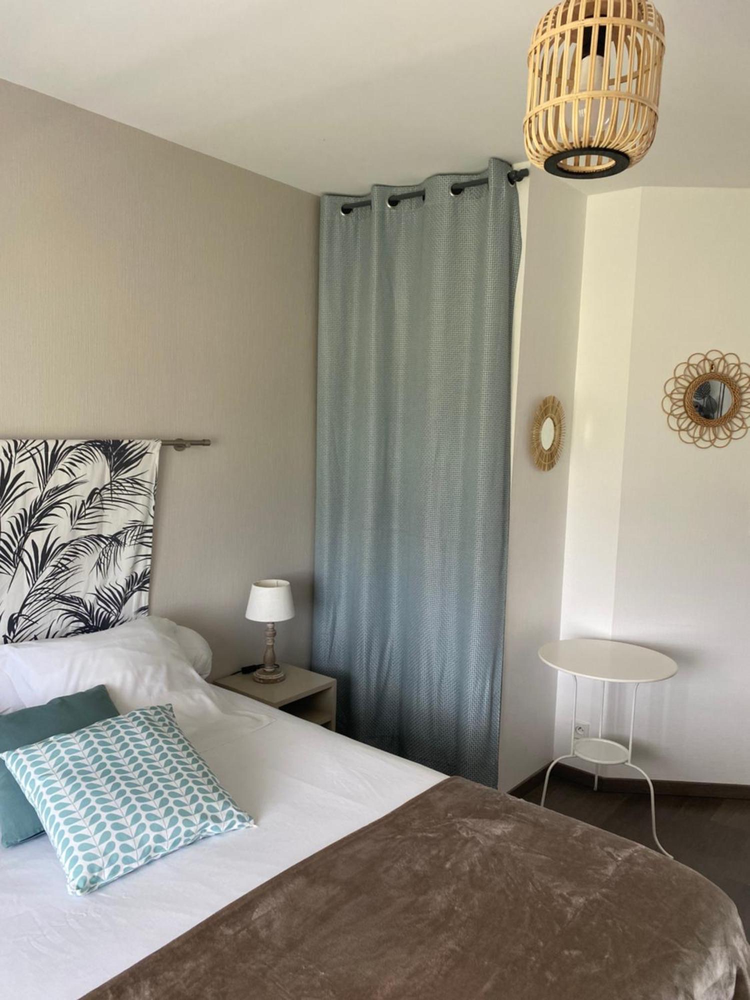 Le Relais De La Hardiesse 6Km Mont St Michel - Chambres Doubles - Suite Spa Privatif Courtils Exterior foto